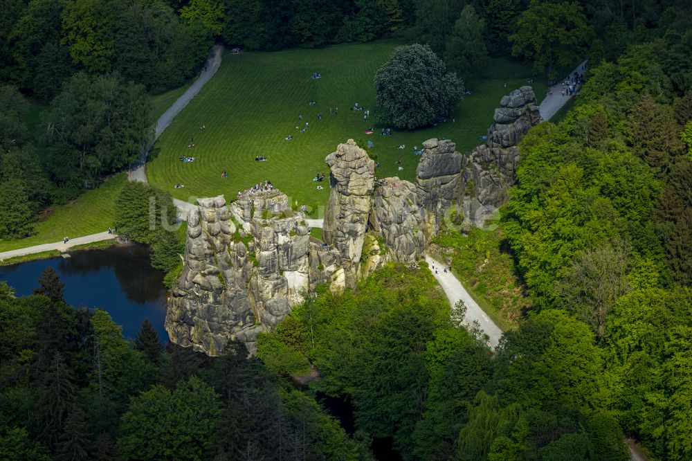 Luftbild Horn-Bad Meinberg - Gesteinsformation Sandsteinformation Externsteine in Horn-Bad Meinberg im Bundesland Nordrhein-Westfalen, Deutschland