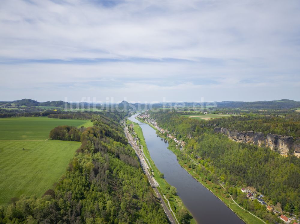 Luftaufnahme Bad Schandau - Gesteinsformation Schrammsteinkette in Bad Schandau im Bundesland Sachsen, Deutschland