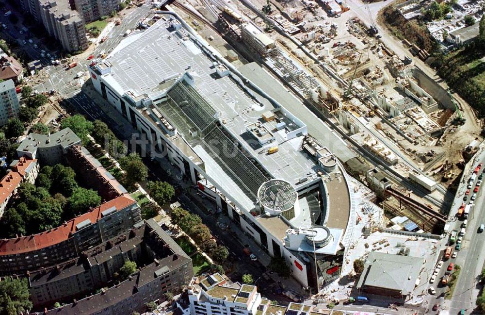 Berlin-Wedding aus der Vogelperspektive: Gesundbrunnencenter der ECE am S-Bahnhof Gesundbrunnen im Wedding 25.09.1997