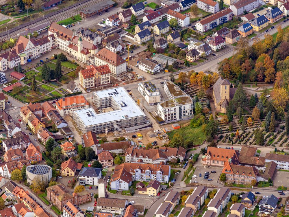 Luftaufnahme Gengenbach - Gesundheitszentrum und Ärztehaus BDH-Therapiezentrum Ortenau gGmbH in Gengenbach im Bundesland Baden-Württemberg, Deutschland