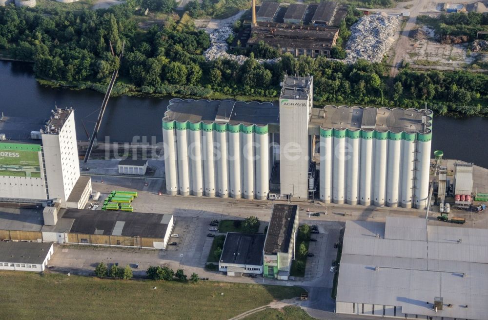 Luftaufnahme Fürstenwalde/Spree - Getreide Speicher- Hochsilo in Fürstenwalde/Spree im Bundesland Brandenburg