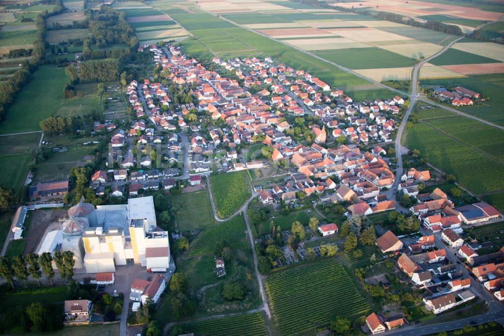 Luftaufnahme Freimersheim (Pfalz) - Getreidemühle Cornexo GmbH in Freimersheim (Pfalz) im Bundesland Rheinland-Pfalz, Deutschland