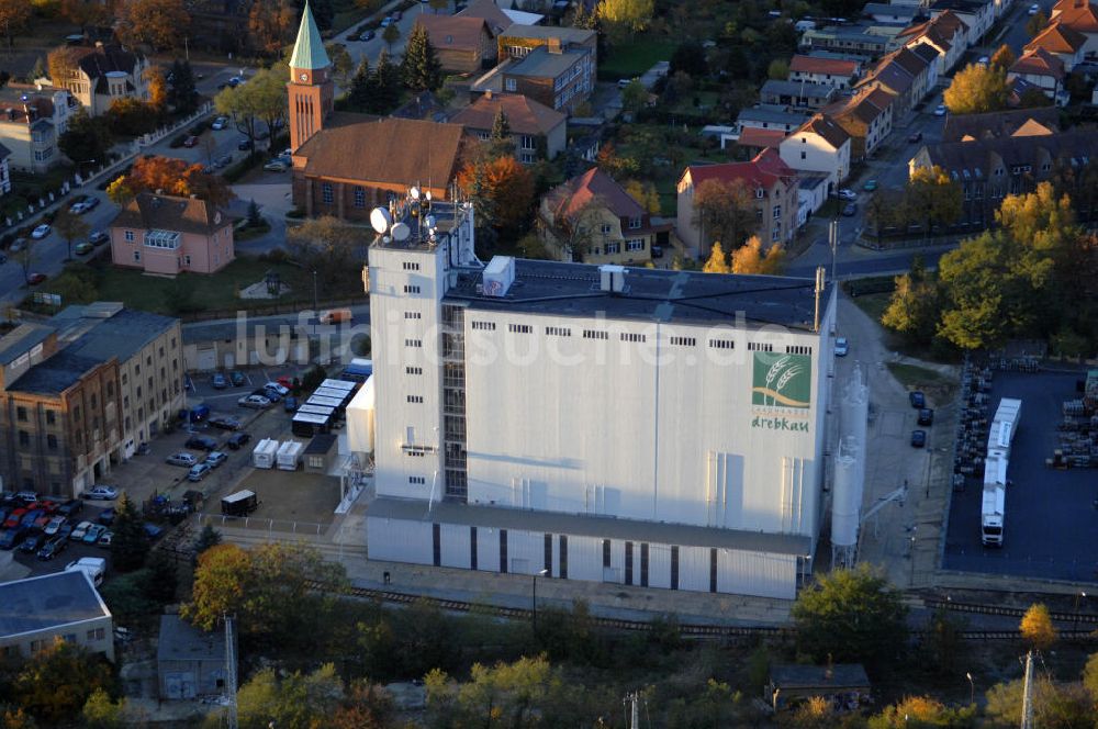 Senftenberg von oben - Getreidesilo / Silo der Außenstelle Senftenberg Landhandel Drebkau