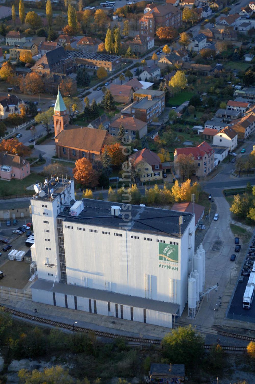 Senftenberg aus der Vogelperspektive: Getreidesilo / Silo der Außenstelle Senftenberg Landhandel Drebkau