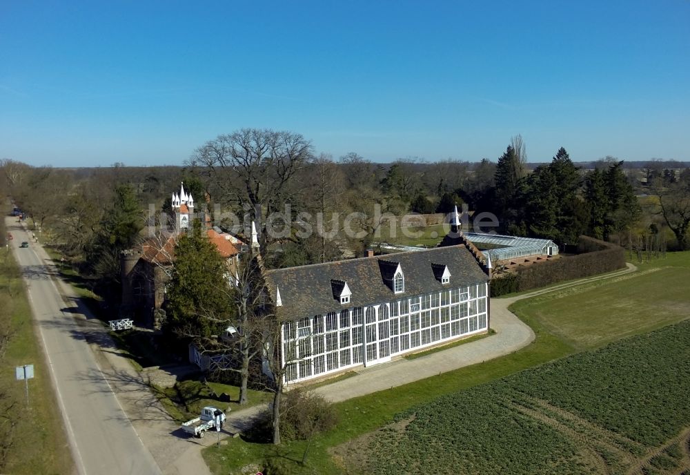 Luftaufnahme Wörlitz - Gewächshaus - Palmenhaus im Wörlitzer Park in Wörlitz in Sachsen-Anhalt