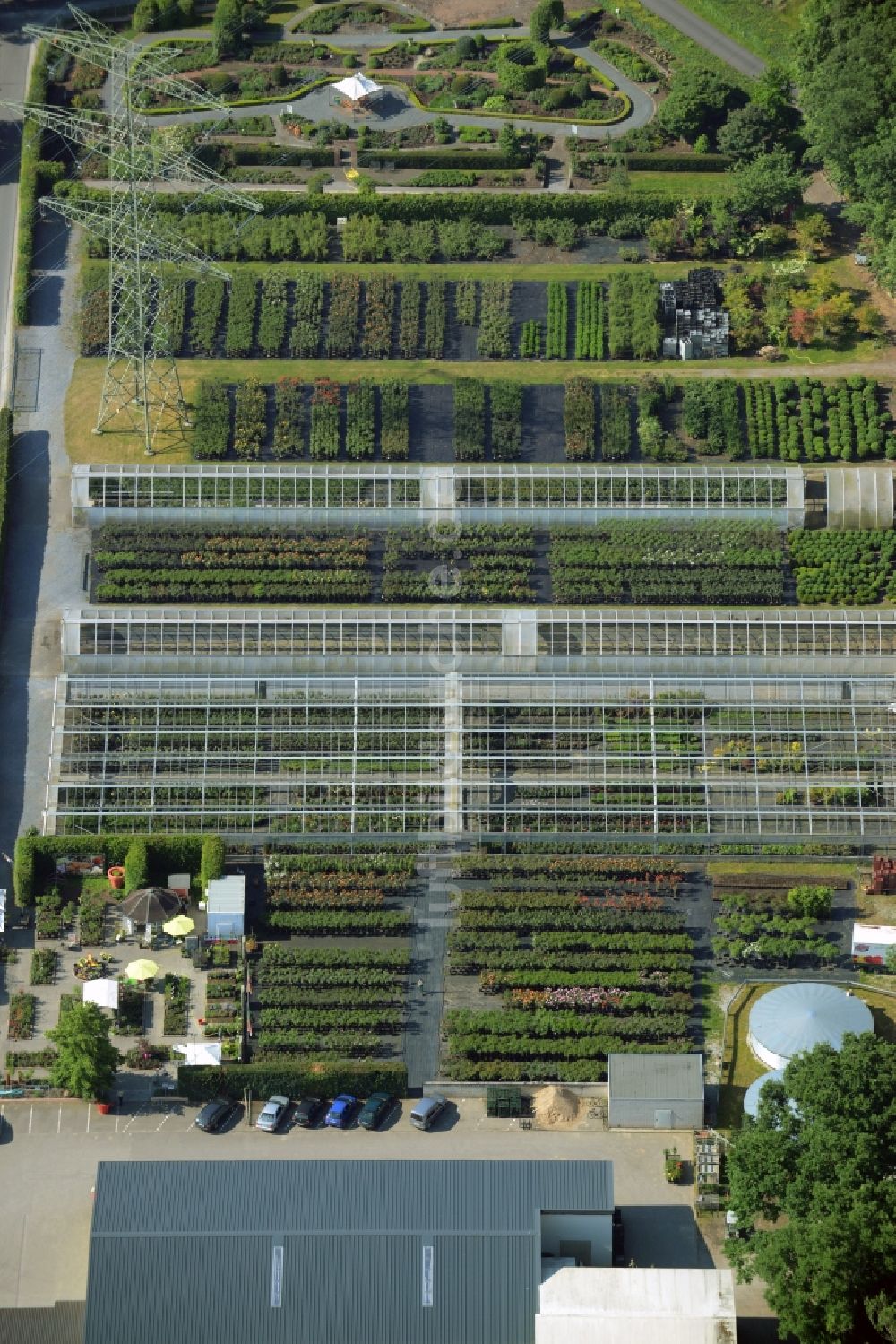 Luftaufnahme Gütersloh - Gewächshausreihen zur Blumenzucht in Gütersloh im Bundesland Nordrhein-Westfalen