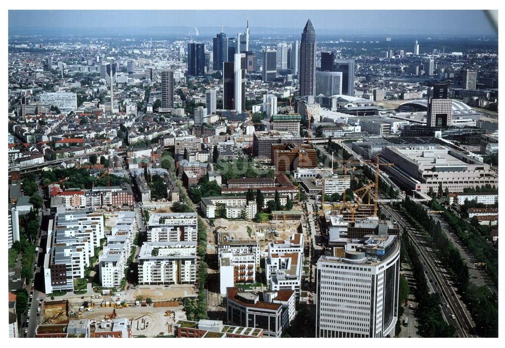 Luftbild Frankfurt am Main - Gewerbe- und Entwicklungsgebiet der HVB-Projekt an der Theodor-Heuss-Allee in Frankfurt/Main. (Hessen).