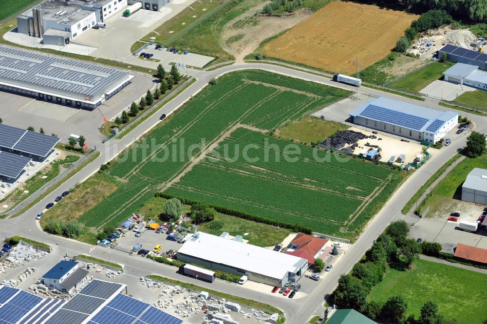 Leipheim von oben - Gewerbe- und Industriegebiet Spinnmähder in Leipheim / Bayern