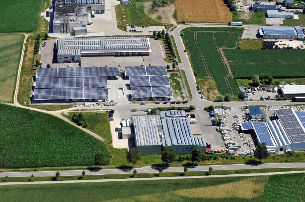 Leipheim von oben - Gewerbe- und Industriegebiet Spinnmähder in Leipheim / Bayern