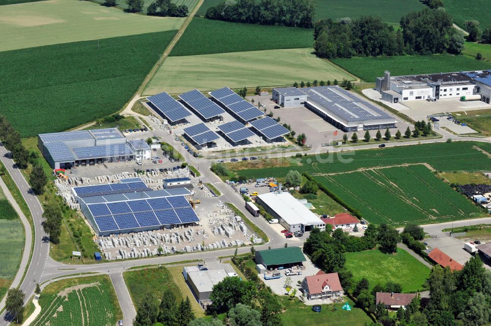 Leipheim von oben - Gewerbe- und Industriegebiet Spinnmähder in Leipheim / Bayern