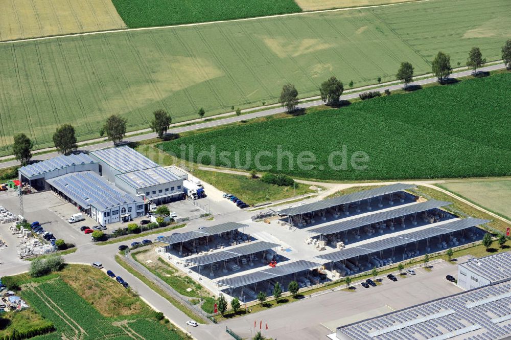 Leipheim aus der Vogelperspektive: Gewerbe- und Industriegebiet Spinnmähder in Leipheim / Bayern