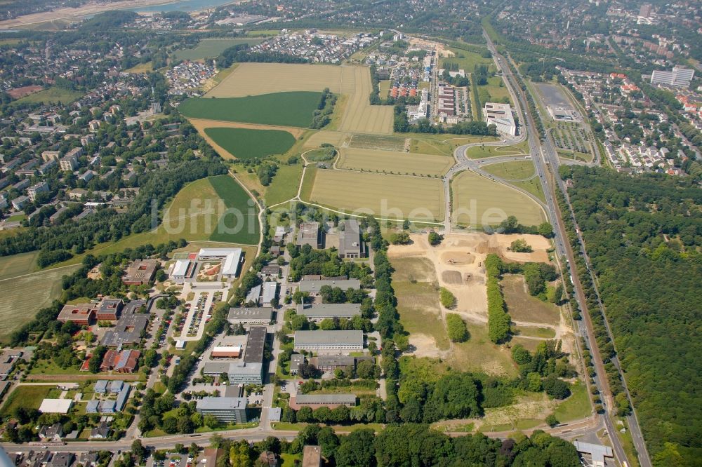 Dortmund aus der Vogelperspektive: Gewerbe- und Wohngebiete im Stadtbezirk Aplerbeck im Vorort Schüren-Neu in Dortmund im Bundesland Nordrhein-Westfalen