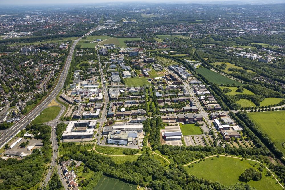 Dortmund von oben - Gewerbeansiedlung auf dem Gelände des TechnologiePark am Campus Dortmund in Nordrhein-Westfalen