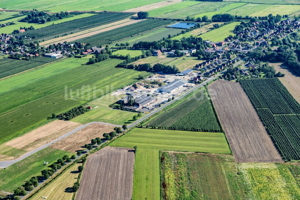 Drochtersen aus der Vogelperspektive: Gewerbegebiet Aschhorner Weg in Drochtersen im Bundesland Niedersachsen, Deutschland