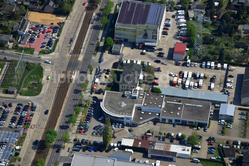 Berlin von oben - Gewerbegebiet Autohäuser der Möbus - Gruppe an der Hansastraße im Bezirk Weißensee in Berlin