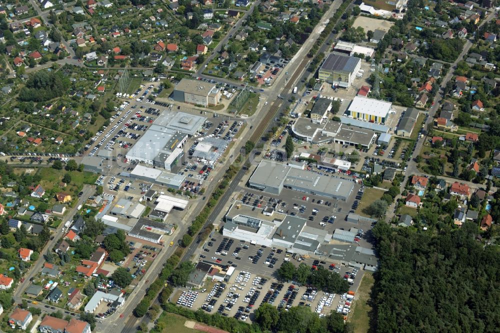 Weißensee, Berlin aus der Vogelperspektive: Gewerbegebiet Autohäuser der Möbus - Gruppe an der Hansastraße im Bezirk Weißensee in Berlin