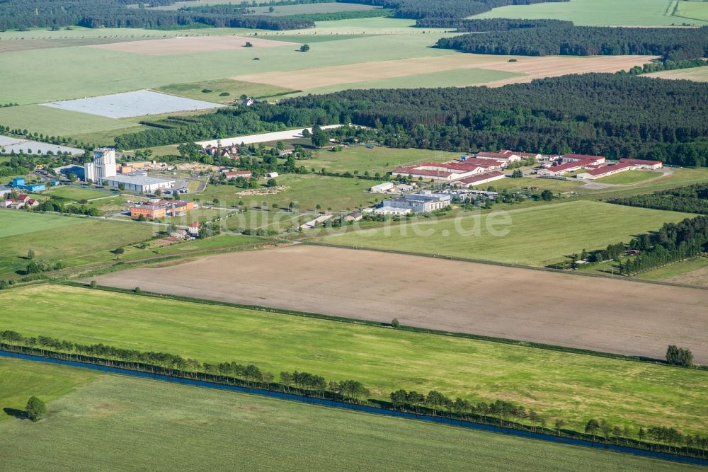 Beelitz aus der Vogelperspektive: Gewerbegebiet Beelitz-Süd in Beelitz im Bundesland Brandenburg