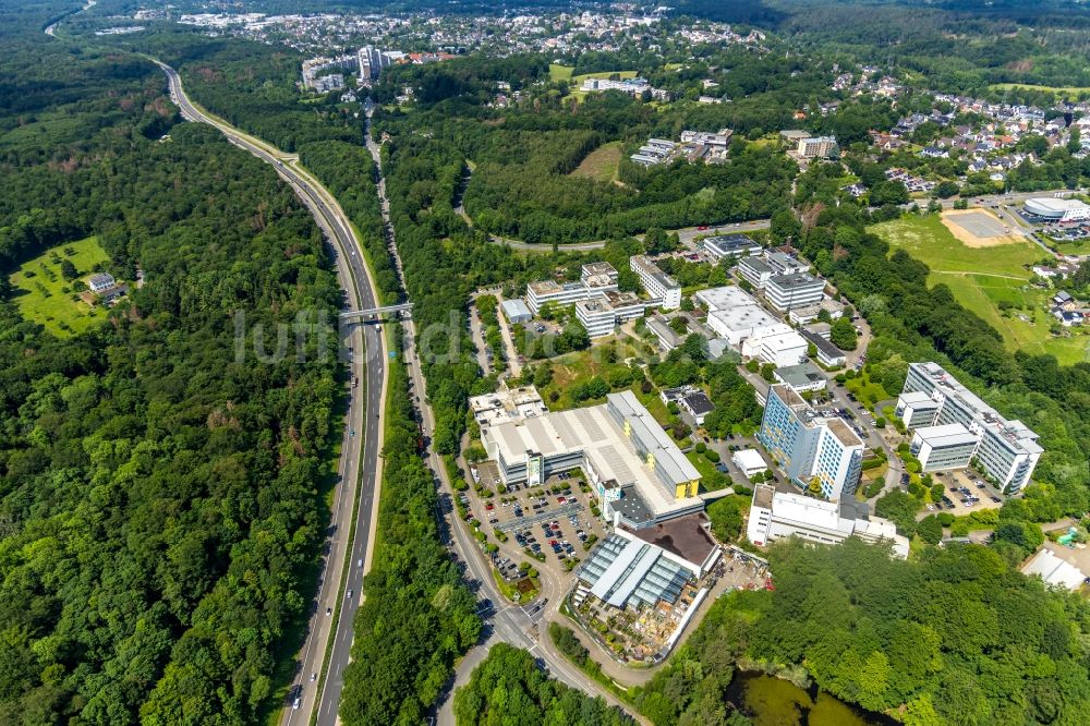 Luftbild Bergisch Gladbach - Gewerbegebiet Bensberg an der Autobahn A4 im Ortsteil Ehrenfeld in Bergisch Gladbach im Bundesland Nordrhein-Westfalen, Deutschland