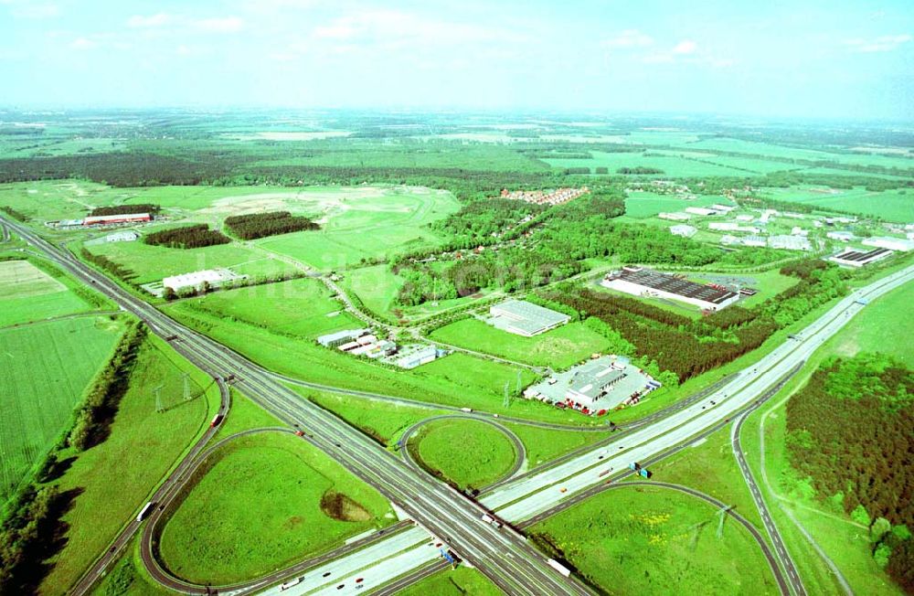 Genshagen / BRB aus der Vogelperspektive: Gewerbegebiet Brandenburg Park der Firma TRIZEC HAHN Deutschland GmbH am südlichen Berliner Ring bei Ludwigsfelde 16