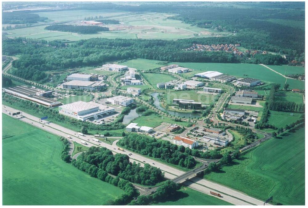 Genshagen / BRB aus der Vogelperspektive: Gewerbegebiet Brandenburg Park der Firma TRIZEC HAHN Deutschland GmbH am südlichen Berliner Ring bei Ludwigsfelde 16