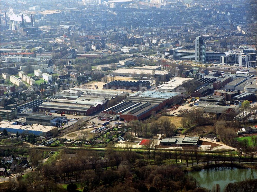 Düsseldorf aus der Vogelperspektive: Gewerbegebiet in Düsseldorf Flingern im Bundesland Nordrhein-Westfalen