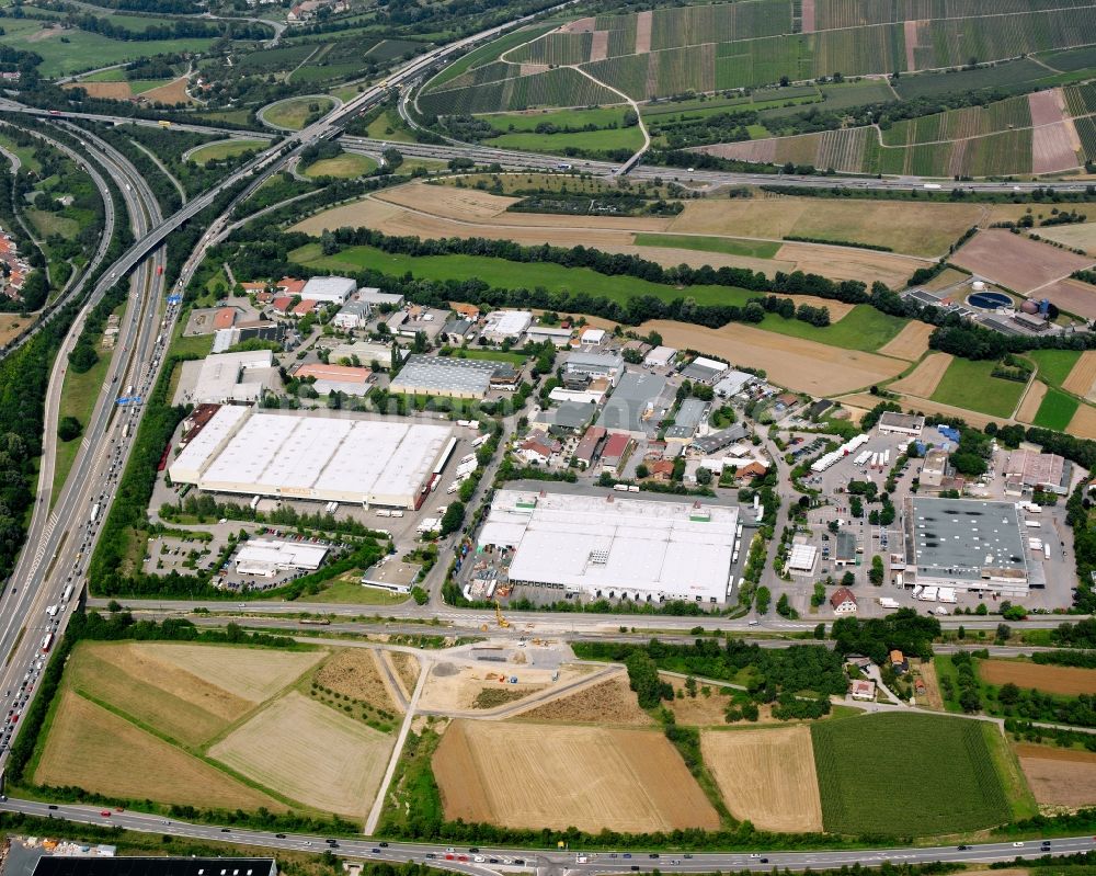 Ellhofen aus der Vogelperspektive: Gewerbegebiet in Ellhofen im Bundesland Baden-Württemberg, Deutschland