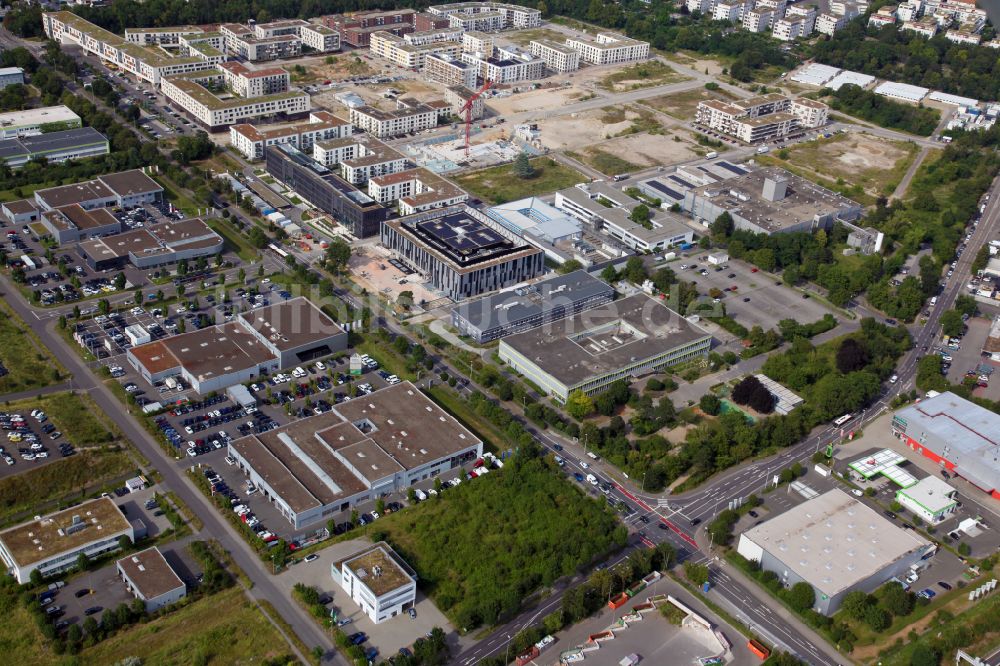 Mainz von oben - Gewerbegebiet Elly-Beinhorn-Straße in Mainz im Bundesland Rheinland-Pfalz, Deutschland