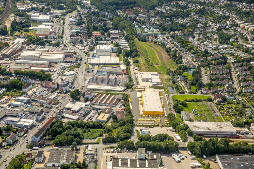 Luftaufnahme Schwelm - Gewerbegebiet entlang der Berliner Straße in Schwelm im Bundesland Nordrhein-Westfalen - NRW, Deutschland