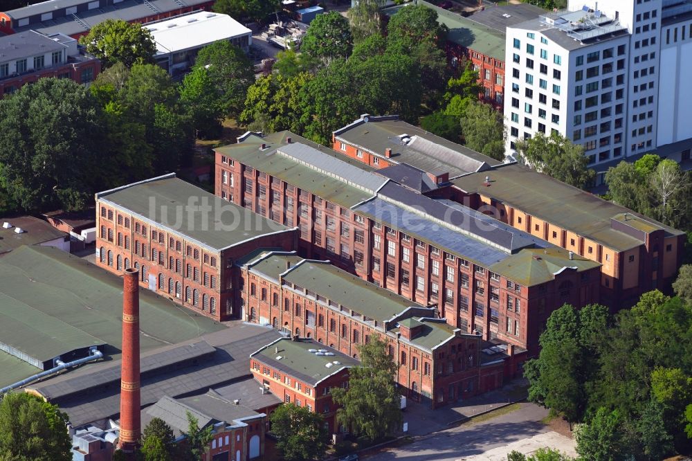 Berlin von oben - Gewerbegebiet entlang der Eiswerderstraße im Ortsteil Hakenfelde in Berlin, Deutschland