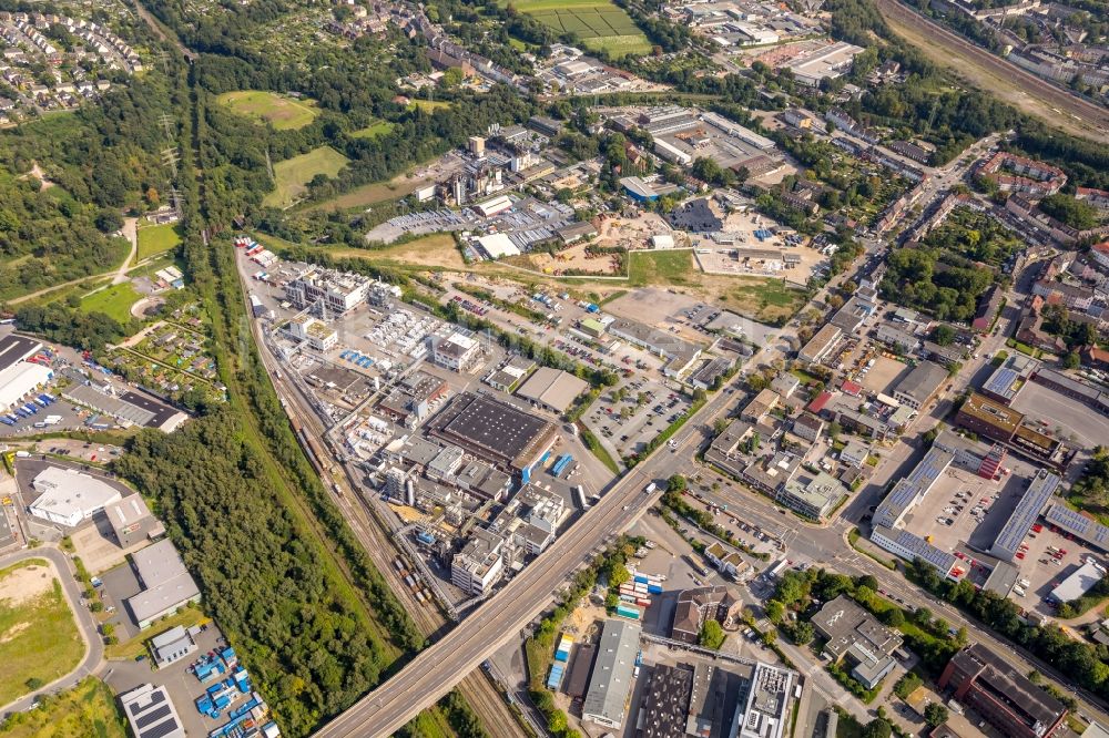 Essen aus der Vogelperspektive: Gewerbegebiet entlang der Herzogstraße in Essen im Bundesland Nordrhein-Westfalen, Deutschland