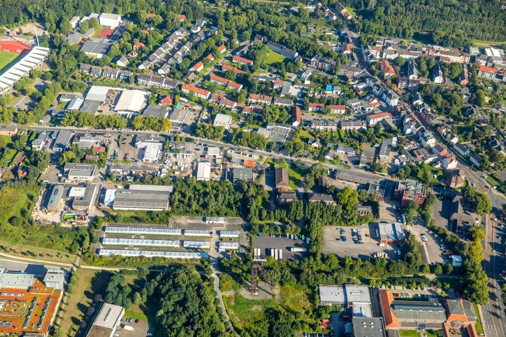 Bochum aus der Vogelperspektive: Gewerbegebiet entlang der Lohrheidestraße in Bochum im Bundesland Nordrhein-Westfalen, Deutschland