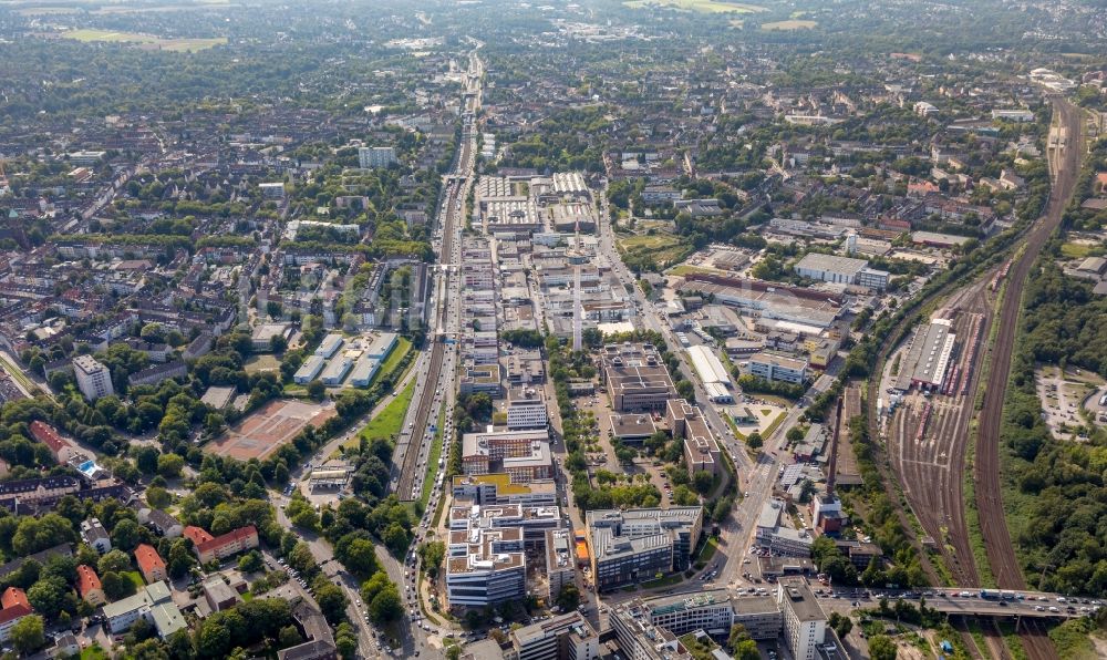 Luftaufnahme Essen - Gewerbegebiet entlang der Münchener Straße - Bundesautobahn A40 in Essen im Bundesland Nordrhein-Westfalen, Deutschland