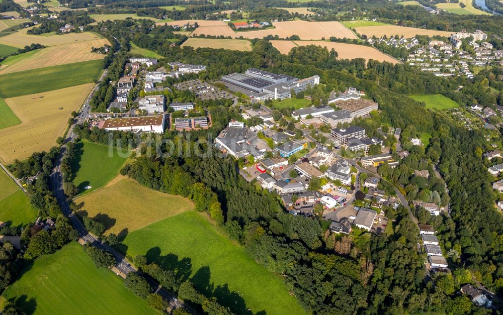 Luftaufnahme Essen - Gewerbegebiet entlang der Straße Im Teelbruch in Essen im Bundesland Nordrhein-Westfalen, Deutschland