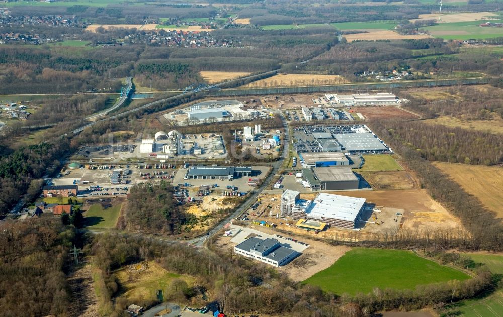 Marl von oben - Gewerbegebiet entlang der Werrastraße in Marl im Bundesland Nordrhein-Westfalen