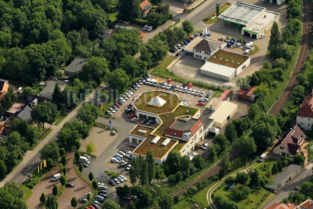 Weimar von oben - Gewerbegebiet an der Erfurter Straße in Weimar im Bundesland Thüringen