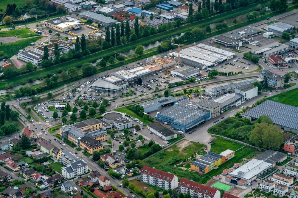 Emmendingen von oben - Gewerbegebiet Freiburgerstraße Milchhofstraße in Emmendingen im Bundesland Baden-Württemberg, Deutschland