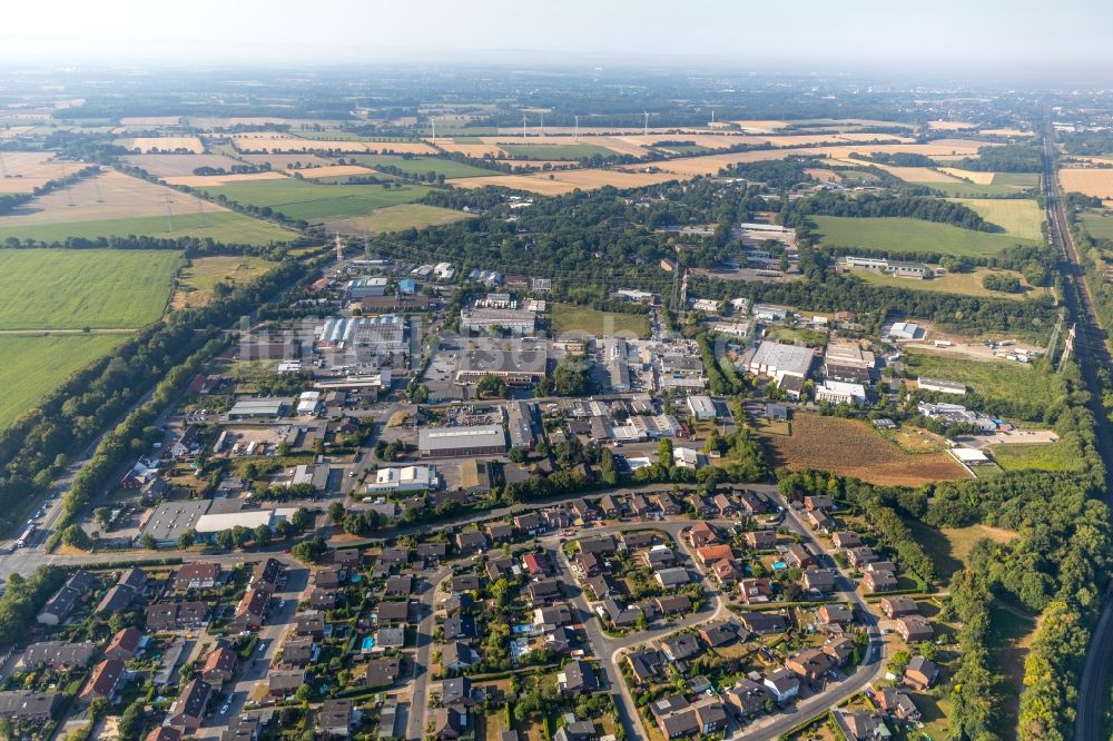 Ahlen aus der Vogelperspektive: Gewerbegebiet Gewerbegebiet Kleinwellenfeld in Ahlen im Bundesland Nordrhein-Westfalen, Deutschland