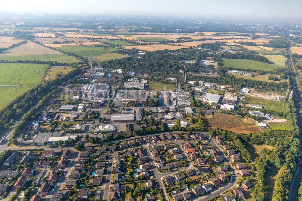 Luftbild Ahlen - Gewerbegebiet Gewerbegebiet Kleinwellenfeld in Ahlen im Bundesland Nordrhein-Westfalen, Deutschland