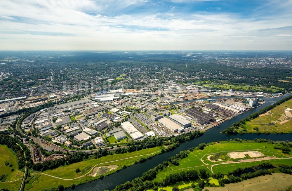 Mülheim an der Ruhr von oben - Gewerbegebiet Gewerbepark Weseler Straße in Mülheim an der Ruhr im Bundesland Nordrhein-Westfalen