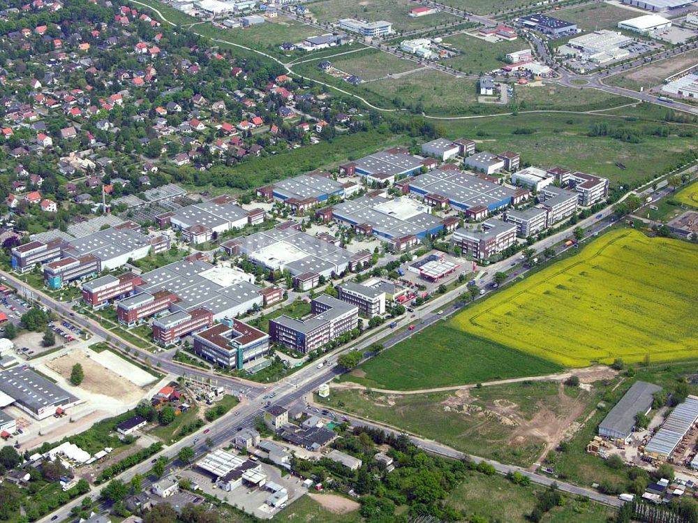 Berlin - Mahlsdorf von oben - Gewerbegebiet der GIP in Berlin-Mahlsdorf