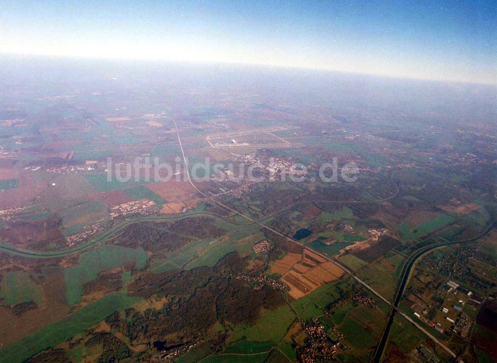 Leipzig - Gröbers von oben - Gewerbegebiet Großkugel an der BAB A14 (Nähe Schkeuditzer Kreuz) ein Projekt der HVB Immobilienmanagement AG Blick nach Nord im Bild auch Flughafen Leipzig - Halle 06