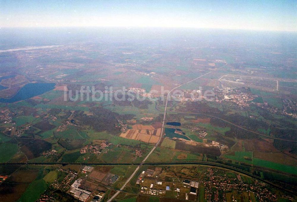 Leipzig - Gröbers von oben - Gewerbegebiet Großkugel an der BAB A14 (Nähe Schkeuditzer Kreuz) ein Projekt der HVB Immobilienmanagement AG Blick nach Nord im Bild auch Flughafen Leipzig - Halle 06