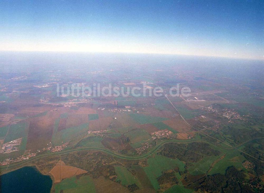 Luftbild Leipzig - Gröbers - Gewerbegebiet Großkugel an der BAB A14 (Nähe Schkeuditzer Kreuz) ein Projekt der HVB Immobilienmanagement AG Blick nach Nord im Bild auch Flughafen Leipzig - Halle 06