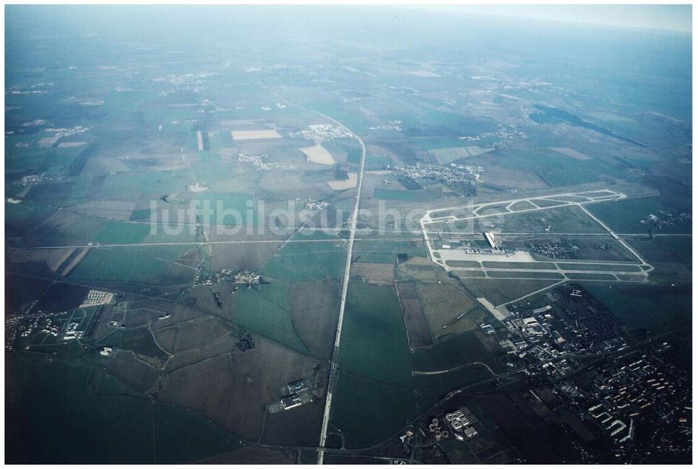 Luftbild Leipzig - Gröbers - Gewerbegebiet Großkugel an der BAB A14 (Nähe Schkeuditzer Kreuz) ein Projekt der HVB Immobilienmanagement AG Blick nach Nord im Bild auch Flughafen Leipzig - Halle 06