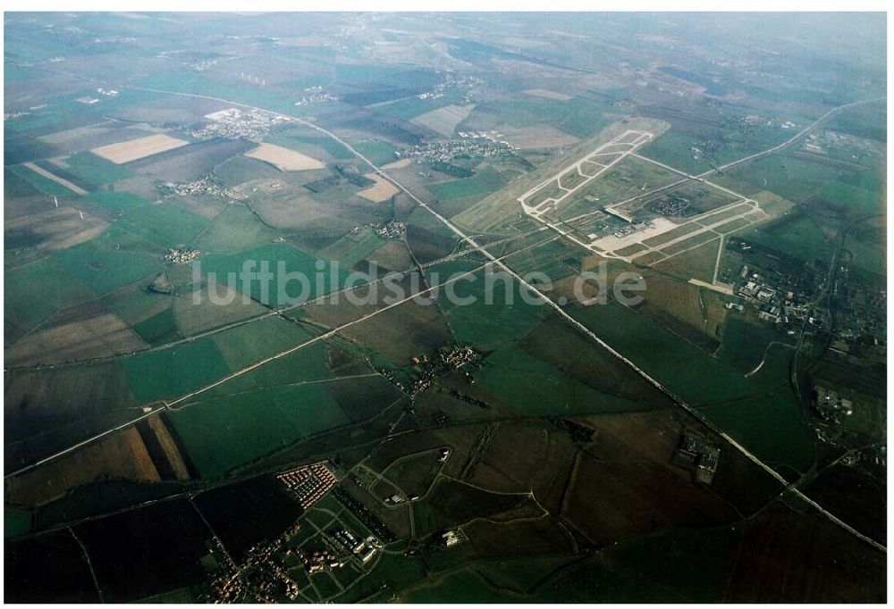 Leipzig - Gröbers von oben - Gewerbegebiet Großkugel an der BAB A14 (Nähe Schkeuditzer Kreuz) ein Projekt der HVB Immobilienmanagement AG Blick nach Nordost im Bild auch Flughafen Leipzig - Halle 06