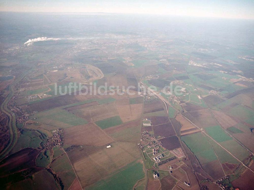 Luftaufnahme Leipzig - Gröbers - Gewerbegebiet Großkugel an der BAB A14 (Nähe Schkeuditzer Kreuz) ein Projekt der HVB Immobilienmanagement AG Blick nach Nordwest (Richtung Halle) 06