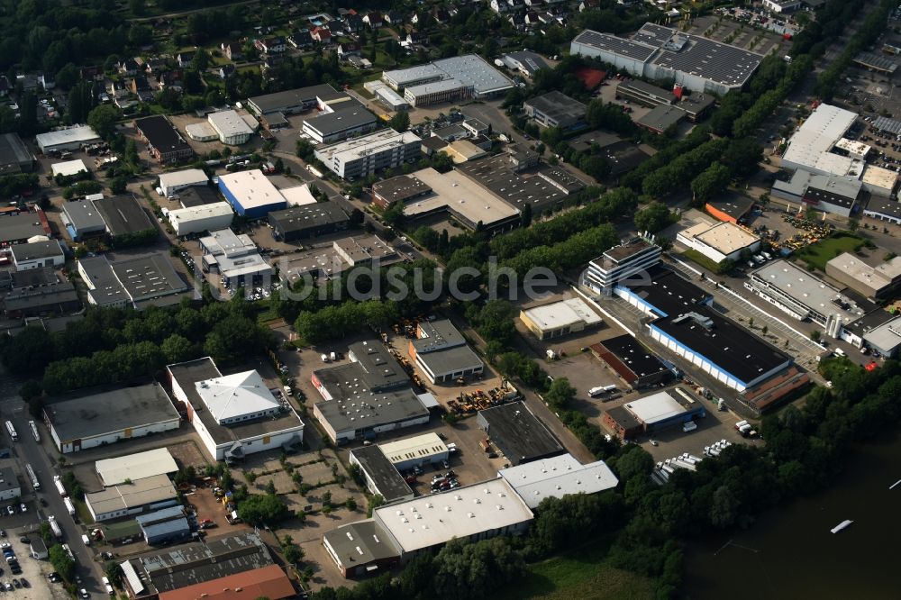 Hamburg aus der Vogelperspektive: Gewerbegebiet Großmoorbogengraben in Harburg in Hamburg