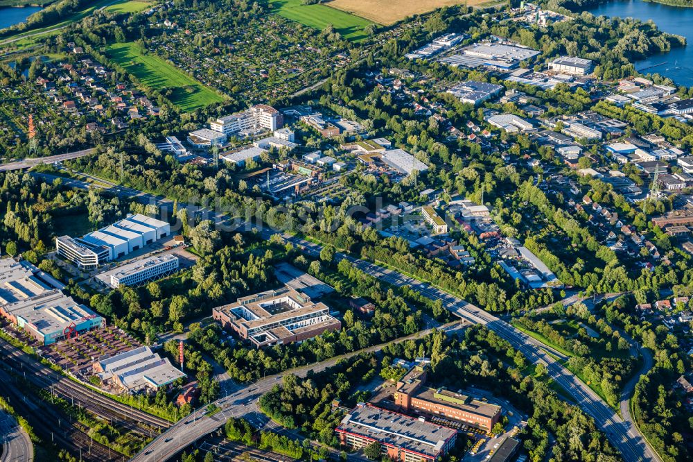 Hamburg von oben - Gewerbegebiet Großmoorbogengraben in Harburg in Hamburg