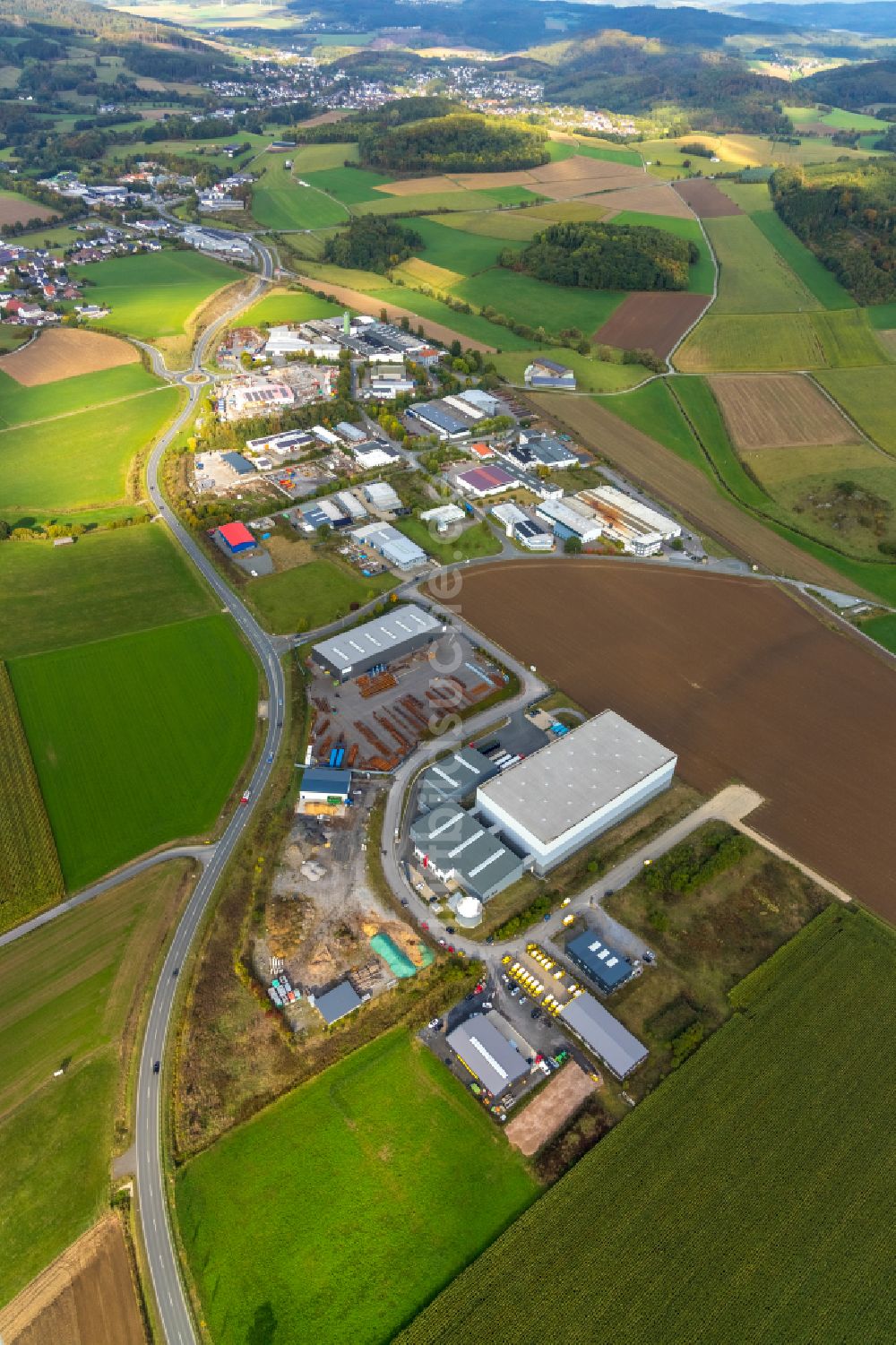 Höveringhausen von oben - Gewerbegebiet in Höveringhausen im Bundesland Nordrhein-Westfalen, Deutschland