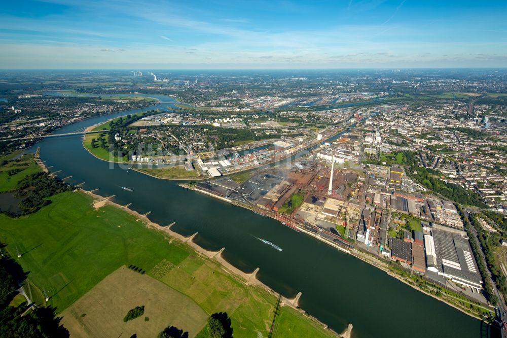 Luftbild Duisburg - Gewerbegebiet Kasseler Feld am Ufer des Rhein in Duisburg im Bundesland Nordrhein-Westfalen